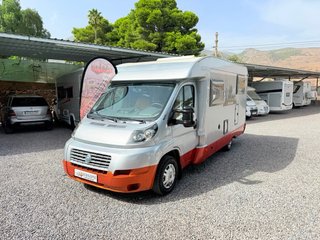 Autocaravana perfilada 5.90m