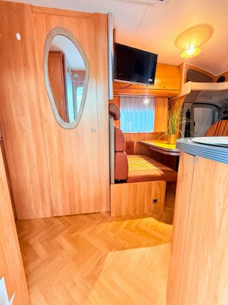 Autocaravana perfilada 5.90m