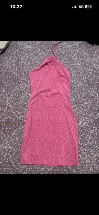 Vestido rosa sin mangas
