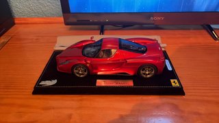 Maqueta Ferrari Enzo BBR Edición Limitada