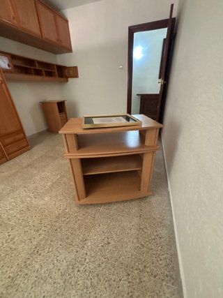 Mueble de madera auxiliar