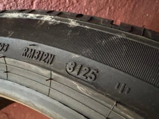 Pirelli Scorpion Winter 255/40R21 102V XL