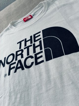 Camiseta The North Face Blanca Talla S