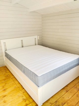 Cocina con Horno - Estructura de Cama y Colchón