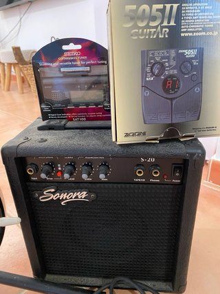 Guitarra Eléctrica Sonora Clásica + Accesorios
