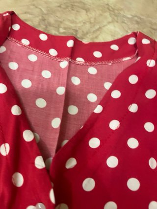 Vestido rojo lunares blancos talla M