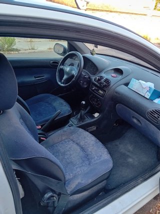 Peugeot 206 2000
