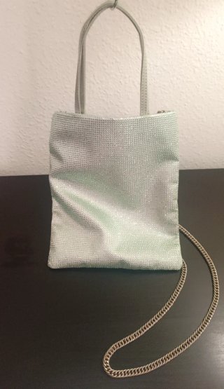 Bolso de Zara verde con brillantes