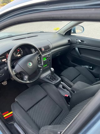 Skoda Superb 2007