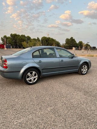 Skoda Superb 2007