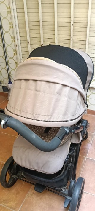 Cochecito de bebé 3 en 1.
