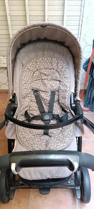 Cochecito de bebé 3 en 1.