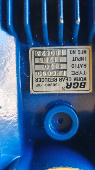 Motor reductor azul