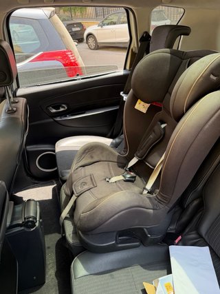 Renault Scenic 2012
