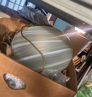 Lampadario sfera vetro beige e bianco Murano