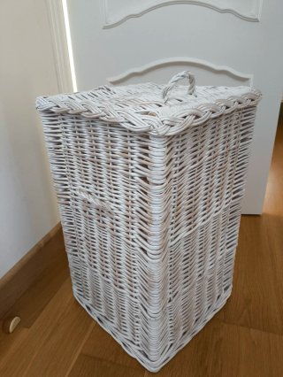 Cesto de mimbre para ropa sucia blanco
