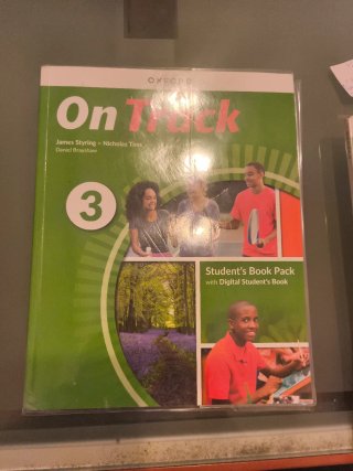 On Track 3 Student Book (Spain)