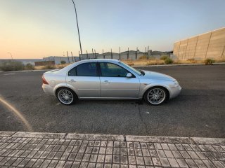 Ford Mondeo 2002