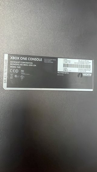 Xbox One Nera