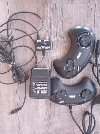 Consola Sega Mega Drive + 3 Juegos