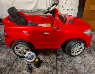 Coche eléctrico infantil Mercedes-Benz