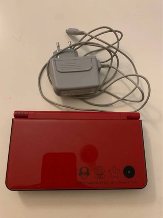 Nintendo DSi XL Mario Bros 25th Anniversary