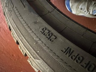 Barum Polaris 6 215/45 R18 98V FR