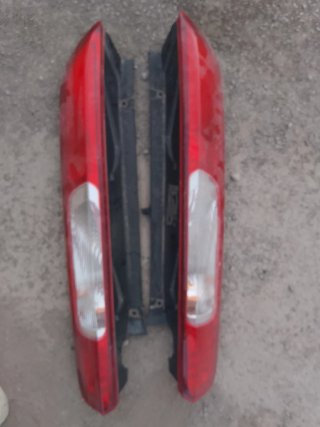 Pilotos Ford Focus MK2 (2 unidades)