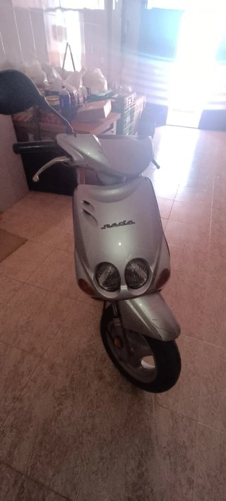 Yamaha Neos Plata para arreglar