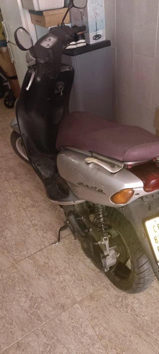 Yamaha Neos Plata para arreglar