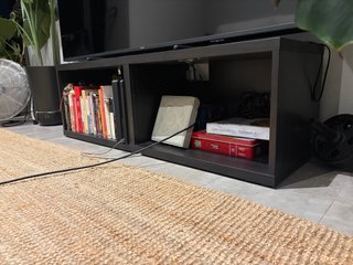 Mueble TV negro y marrón