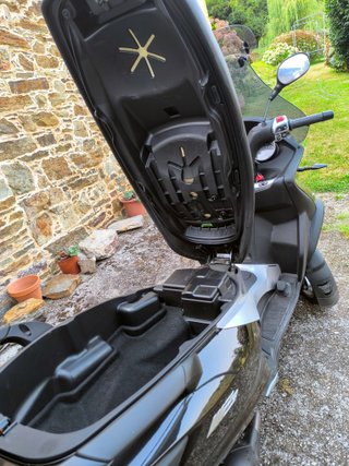 Piaggio MP3 400 HPE - Pocos KMs