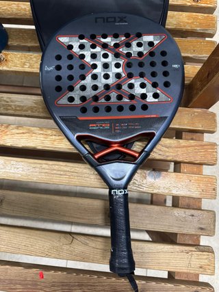 Pala de pádel NOX 18K+