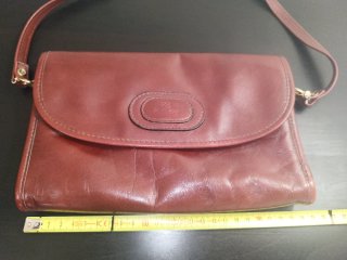 Bolso vintage de piel color burdeos