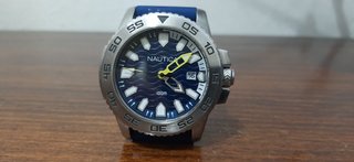 Reloj NAUTICA sumergible a 100 metros
