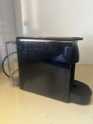 Cafetera Nespresso Krups Negra