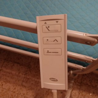 Cama articulada eléctrica Invacare 90x190