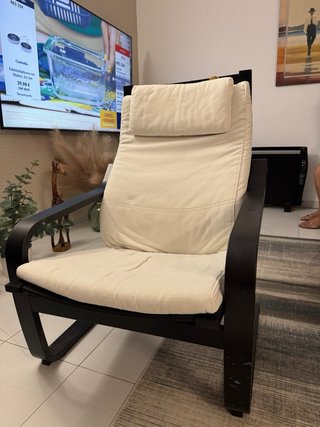Sillón madera y tela beige