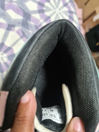 Deportivas Jordan Talla 38.5