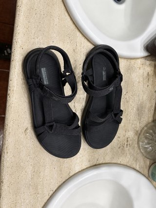 Sandalias Skechers Negras Mujer