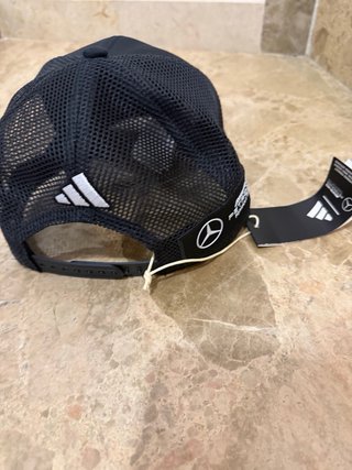 Gorra Mercedes F1 Negra Adidas