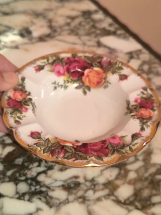 Plato porcelana inglesa Vintage Royal Albert Old