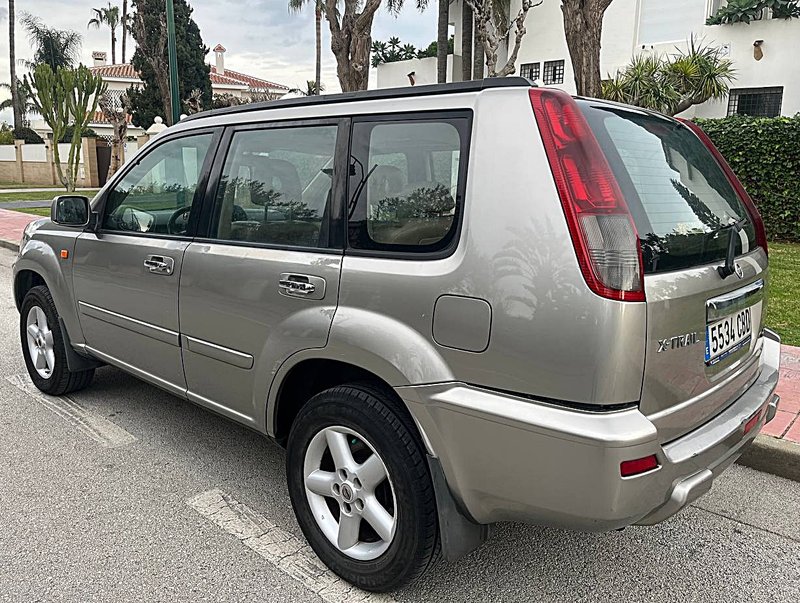 Nissan X-Trail 2002, foto 2