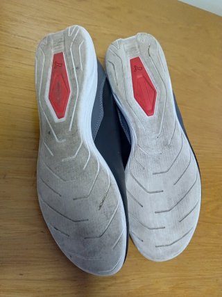 Tenis Puma Ferrari Negro/Rojo