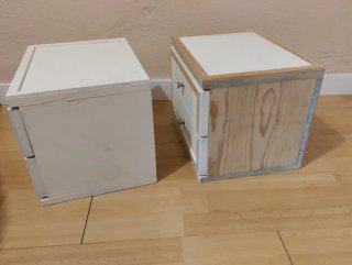 Mesillas o pequeña cajonera o mueble auxiliar