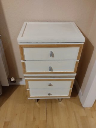 Mesillas o pequeña cajonera o mueble auxiliar