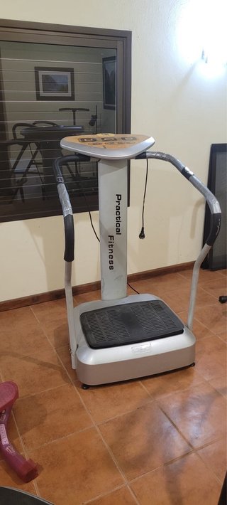 Plataforma Vibratoria Practical Fitness