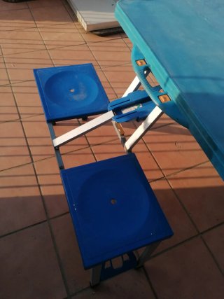 Mesa y sillas camper plegables