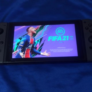 Nintendo Switch FIFA 21 Legacy Edition
