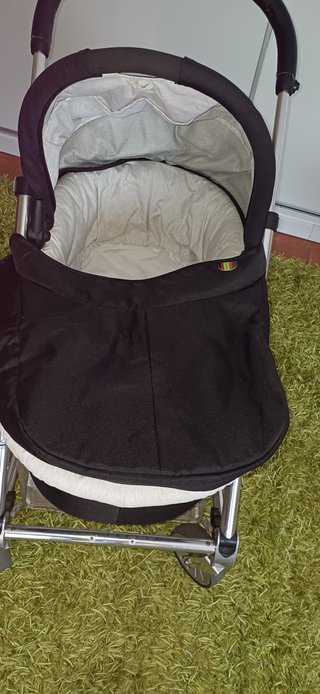 Carrito de bebé capazo y silla